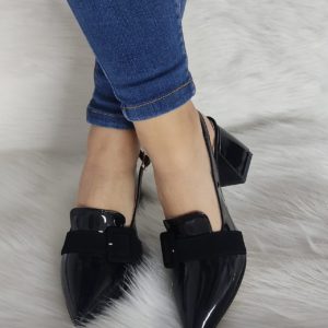 Zapatilla Puntuda Destalonada