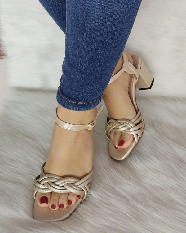 Sandalia Tacón Trenzada